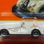 COCHE CABRIO CLASICO NUEVO A ESCALA APROXIMADA 1/64.