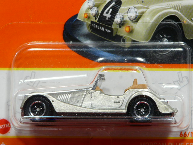 COCHE CABRIO CLASICO NUEVO A ESCALA APROXIMADA 1/64.