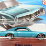COCHE CLASICO DEPORTIVO COUPE NUEVO A ESCALA APROXIMADA 1/64.