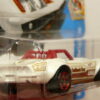 COCHE CLASICO DEPORTIVO COUPE NUEVO A ESCALA APROXIMADA 1/64. VISTA TRASERA.