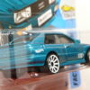 COCHE CLASICO NUEVO A ESCALA APROXIMADA 1/64. VISTA TRASERA.
