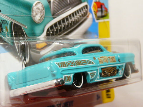 COCHE CLASICO DEPORTIVO COUPE NUEVO A ESCALA APROXIMADA 1/64. VISTA TRASERA.