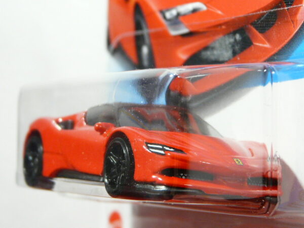 COUPE DEPORTIVO NUEVO A ESCALA APROXIMADA 1/64. VISTA FRONTAL.