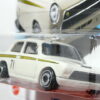 COCHE DEPORTIVO CLASICO NUEVO A ESCALA APROXIMADA 1/64. VISTA FRONTAL.