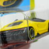 COCHE DEPORTIVO EDICION ESPECIAL NUEVO A ESCALA APROXIMADA 1/64. VISTA TRASERA.