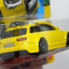 COCHE NUEVO A ESCALA APROXIMADA 1/64.. VISTA TRASERA.