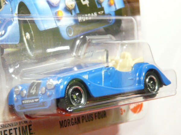 COCHE CABRIO CLASICO NUEVO A ESCALA APROXIMADA 1/64. VISTA FRONTAL.