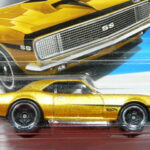 COCHE CLASICO DEPORTIVO COUPE NUEVO A ESCALA APROXIMADA 1/64.