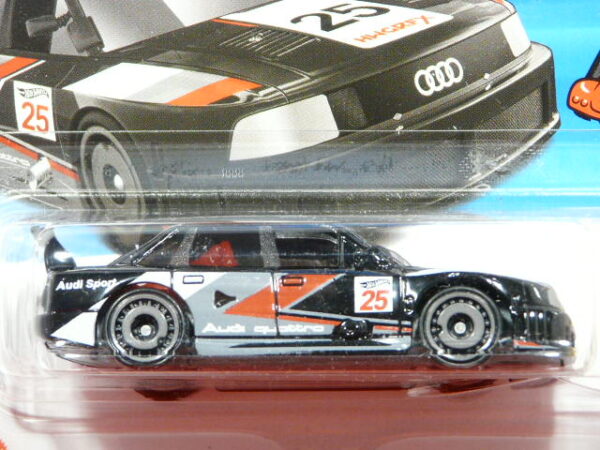 COCHE CLASICO DEPORTIVO NUEVO A ESCALA APROXIMADA 1/64.