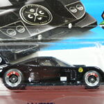 COCHE DE CARRERAS NUEVO A ESCALA APROXIMADA 1/64.