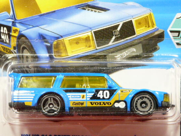 COCHE CLASICO FAMILIAR MODIFICADO NUEVO A ESCALA APROXIMADA 1/64.