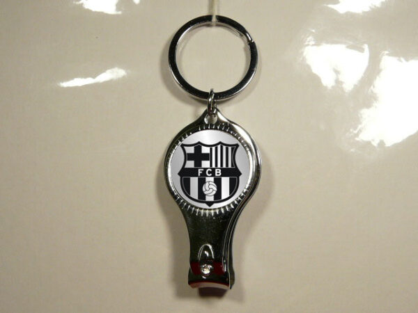 LLAVERO DEL BARÇA MULTIUSOS DE METAL CON 3 FUNCIONES.