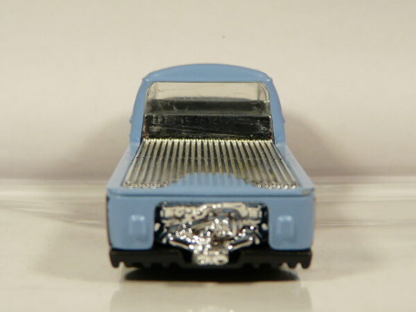 FURGONETA PICKUP NUEVA SIN BLISTER A ESCALA APROXIMADA 1/64. VISTA TRASERA.