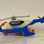 HELICOPTER DE RESCATE EN MINIATURA DE SEGUNDA MANO, CON ALGUNAS SEÑALES DE USO Y BUEN ESTADO GENERAL, SIN BLÍSTER.