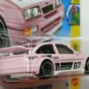 COCHE CLASICO DEPORTIVO NUEVO EN MINIATURA A ESCALA APROXIMADA 1/64. VISTA TRASERA.