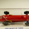 COCHE CLASICO DE CARRERAS NUEVO EN MINIATURA A ESCALA APROXIMADA 1/64. VISTA INFERIOR.