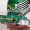 PICK UP CLASICA NUEVA EN MINIATURA A ESCALA APROXIMADA 1/64. VISTA FRONTAL.
