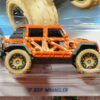 TODOTERRENO 4X4 NUEVO EN MINIATURA TH EDICION LIMITADA A ESCALA APROXIMADA 1/64.