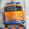 FURGONETA PICKUP DE ASISTENCIA NUEVA EN MINIATURA A ESCALA APROXIMADA 1/64 DE LA SERIE LIMITADA EXCLUSIVE HOBBY. VISTA FRONTAL.