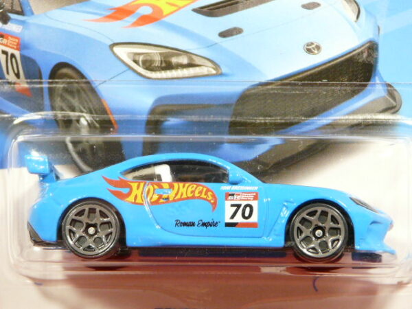 DEPORTIVO DESCAPOTABLE COUPE DE COMPETICION NUEVO EN MINIATURA A ESCALA APROXIMADA 1/64.