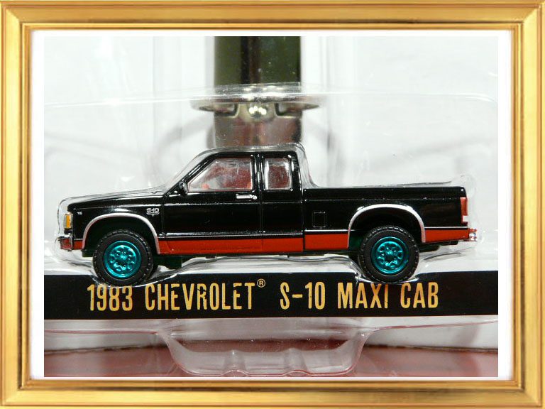 RANCHERA NUEVA EN MINIATURA A ESCALA APROXIMADA 1/64 EDICIÓN LIMITADA Y ESPECIAL