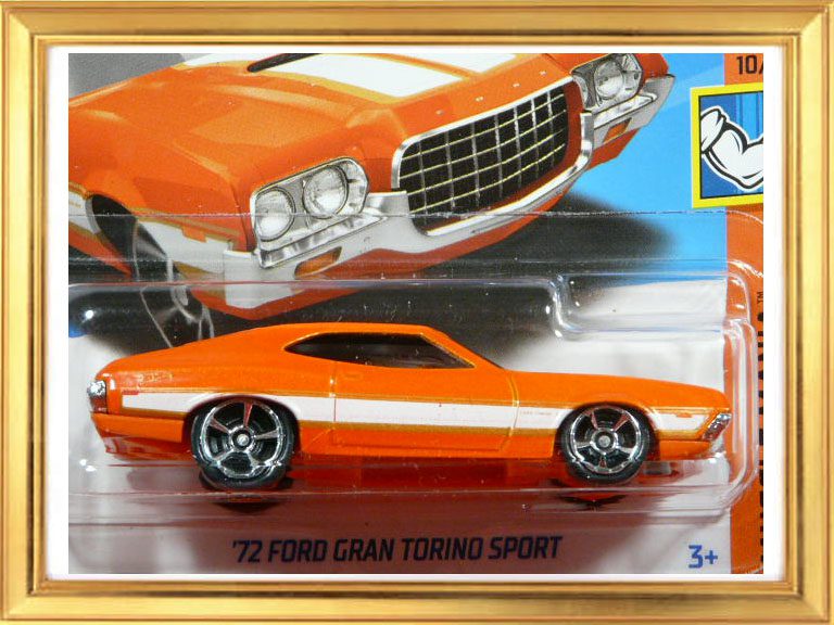 COUPE CLASICO NUEVO EN MINIATURA A ESCALA APROXIMADA 1/64. VISTA ZOOM.