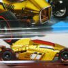 VEHICULO DE CARRERAS NUEVO EN MINIATURA TH EDICION LIMITADA A ESCALA APROXIMADA 1/64.