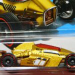 VEHICULO DE CARRERAS NUEVO EN MINIATURA TH EDICION LIMITADA A ESCALA APROXIMADA 1/64.