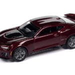 PARA MAYORES DE 14 AÑOS. DEPORTIVO COUPE NUEVO EN MINIATURA A ESCALA APROXIMADA 1/64.