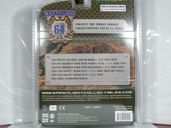 CLÁSICO TODOTERRENO 4X4 NUEVO EN MINIATURA A ESCALA APROXIMADA 1/64 DE LA EDICIÓN ESPECIAL Y LIMITADA DE BATTALIION 64. VISTA TRASERA BLISTER.