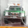 PARA MAYORES DE 14 AÑOS. FURGONETA CLÁSICA DE BOMBEROS NUEVA EN MINIATURA A ESCALA APROXIMADA 1/64 DE LA SERIE LIMITADA EXCLUSIVE HOBBY. VISTA FRONTAL.