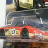 COCHE CLÁSICO DEPORTIVO DESCAPOTABLE NUEVO EN MINIATURA A ESCALA APROXIMADA 1/64. VISTA TRASERA.