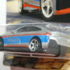 COCHE PATRULLA NUEVO EN MINIATURA A ESCALA APROXIMADA 1/64. VISTA TRASERA.