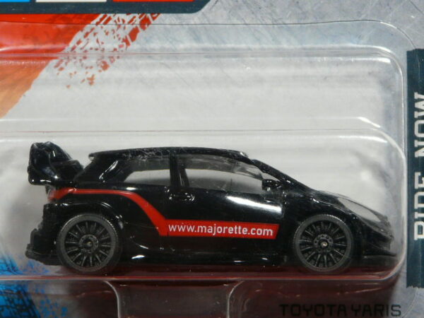 TURISMO DEPORTIVO NUEVO EN MINIATURA A ESCALA APROXIMADA 1/64.