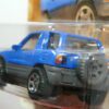 TODOTERRENO 4X4 CLÁSICO NUEVO EN MINIATURA A ESCALA APROXIMADA 1/64. VISTA TRASERA.
