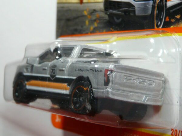 RANCHERA PICK UP 4X4 NUEVO A ESCALA APROXIMADA 1/64. VISTA TRASERA.