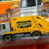 CAMIÓN DE LA BASURA NUEVO EN MINIATURA A ESCALA APROXIMADA 1/64.
